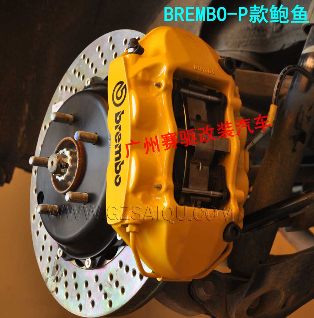 英菲尼迪剎車升級(jí)六活塞